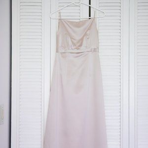 Vera Wang gown, size 4